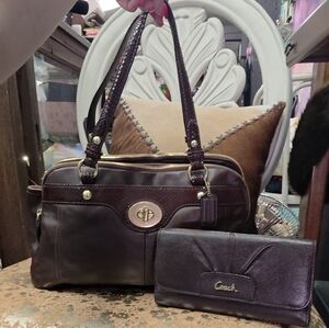 Coach Penelope Chocolate Brown Soft Leather Purse Shoukder Bag Wallet Set